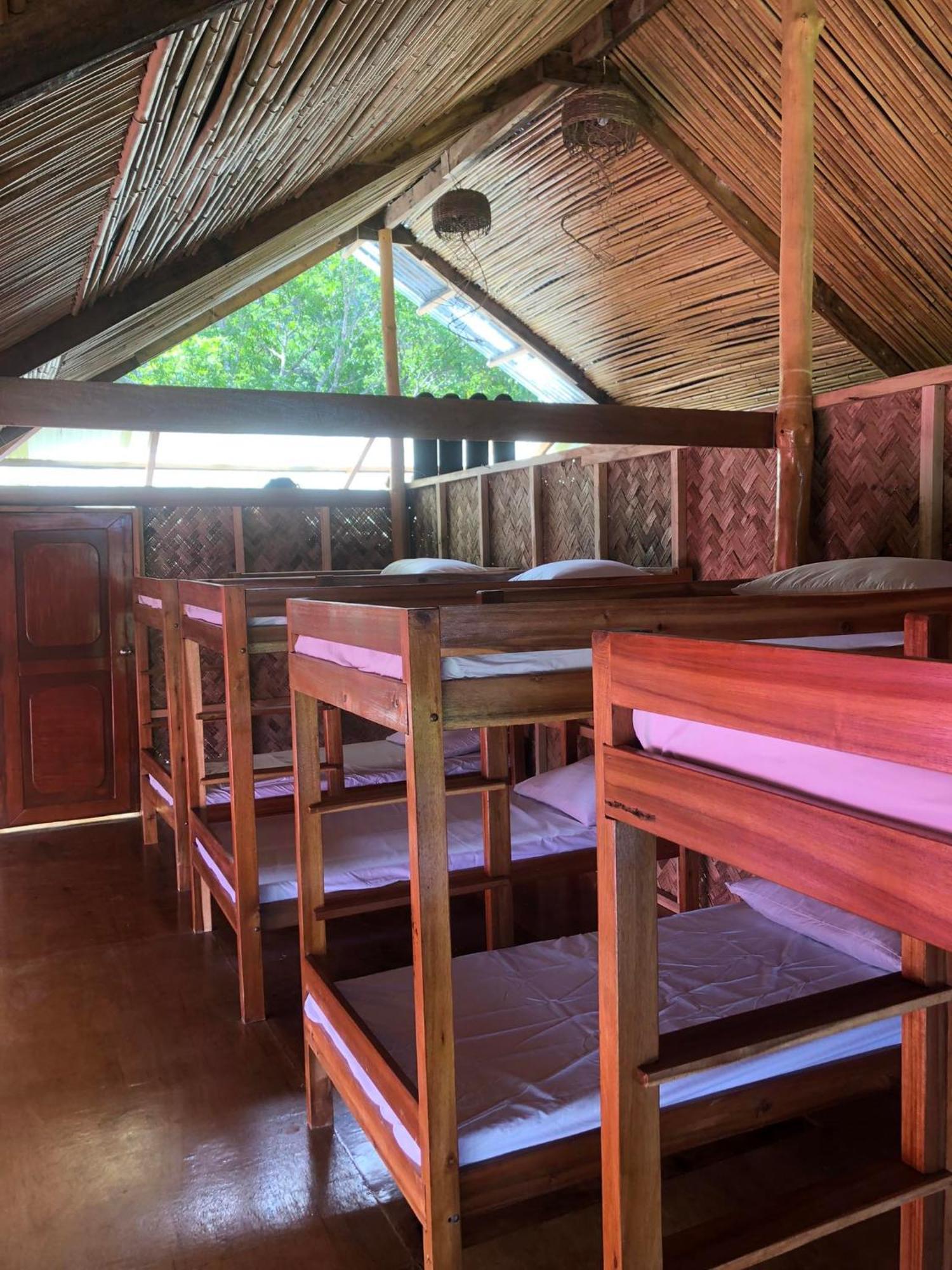 Auberge de jeunesse Surf And Skate Duli El Nido By Kiteclub Palawan Extérieur photo